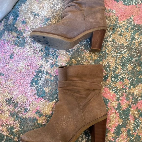 Vince Camuto Boots - Picture 4 of 8